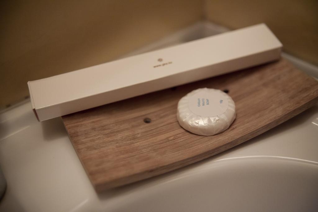 Hotel General Ekibastuz ภายนอก รูปภาพ