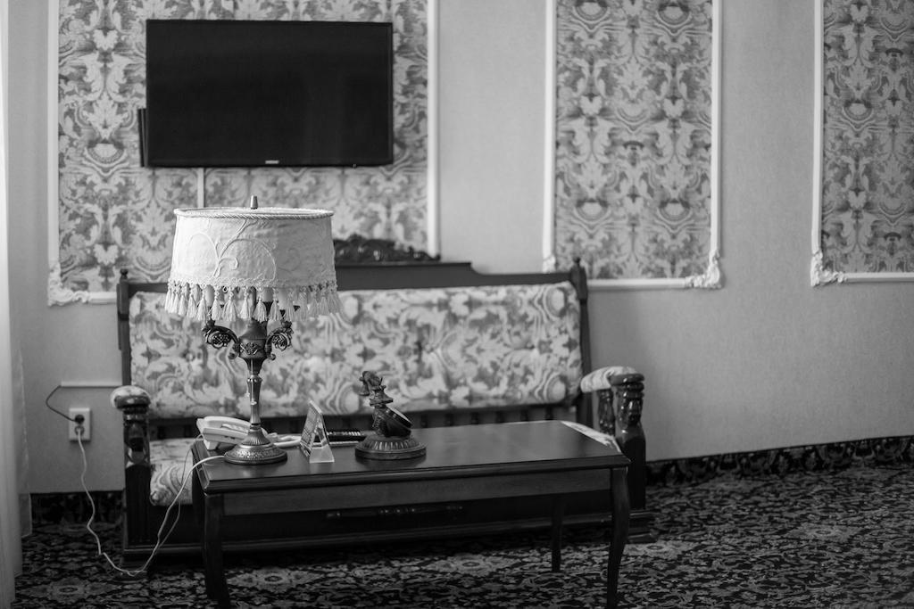 Hotel General Ekibastuz ภายนอก รูปภาพ