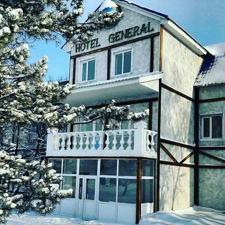 Hotel General Ekibastuz ภายนอก รูปภาพ